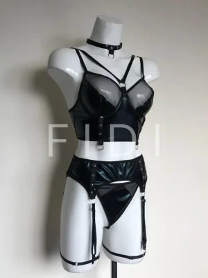 لباس سکسی گارتردار